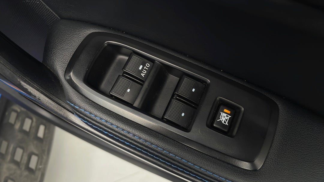 2018 Ford Ranger Raptor 2.0 (4x4), Automatic, 99555 km, Drivers Side Door Panel Controls