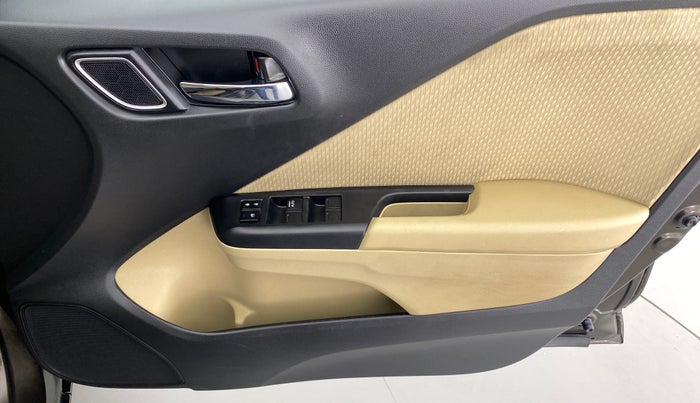 2019 Honda City V MT PETROL, Petrol, Manual, 15,668 km, Driver Side Door Panels Control