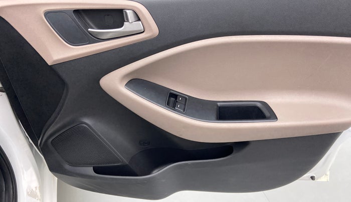 2019 Hyundai Elite i20 ERA 1.2, Petrol, Manual, 21,543 km, Driver Side Door Panels Control