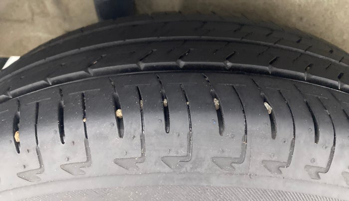 2019 Maruti IGNIS SIGMA 1.2, Petrol, Manual, 7,417 km, Right Rear Tyre Tread