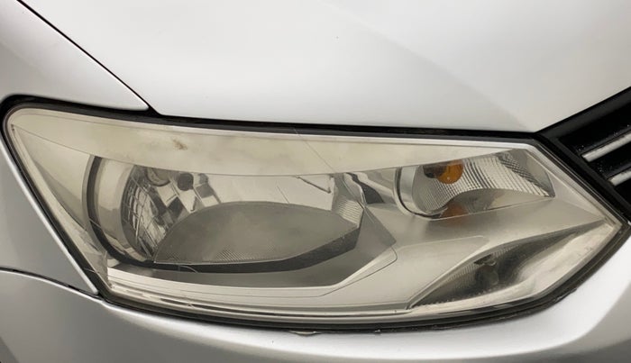2012 Volkswagen Vento HIGHLINE DIESEL 1.6, Diesel, Manual, 1,37,114 km, Right headlight - Faded