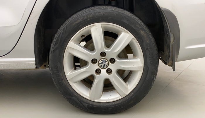 2012 Volkswagen Vento HIGHLINE DIESEL 1.6, Diesel, Manual, 1,37,114 km, Left Rear Wheel