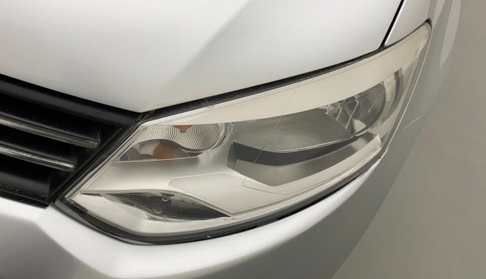 2012 Volkswagen Vento HIGHLINE DIESEL 1.6, Diesel, Manual, 1,37,114 km, Left headlight - Minor scratches