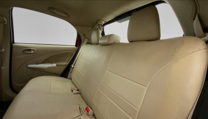 2018 Toyota Etios Liva V DUAL TONE, Petrol, Manual, 56,457 km, Right Side Rear Door Cabin