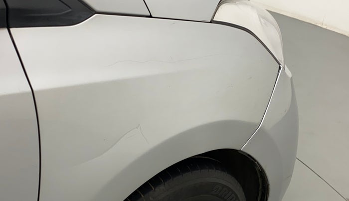 2017 Hyundai Grand i10 ASTA 1.2 KAPPA VTVT, Petrol, Manual, 71,994 km, Right fender - Slightly dented