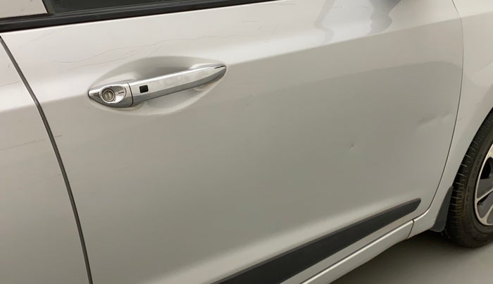 2017 Hyundai Grand i10 ASTA 1.2 KAPPA VTVT, Petrol, Manual, 71,994 km, Driver-side door - Minor scratches