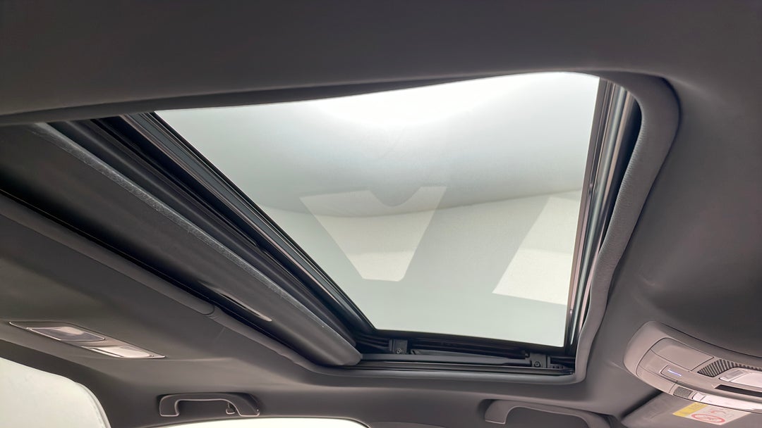Interior Sunroof/Moonroof