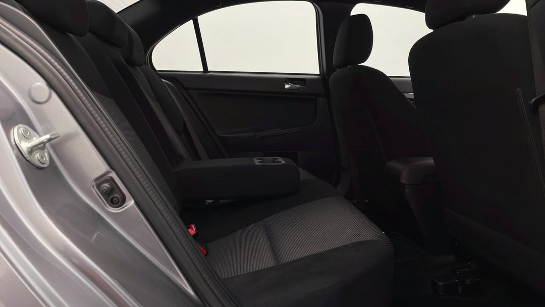 2017 Mitsubishi Lancer Black Edition (es), Automatic, 54900 km, Right Side Rear Door Cabin View