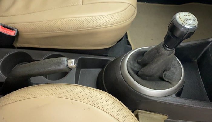 2012 Hyundai i20 SPORTZ 1.2 VTVT, Petrol, Manual, 87,972 km, Gear Lever