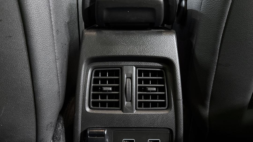 2021 Renault Captur Intens, Automatic, 62375 km, Rear A/C Vent