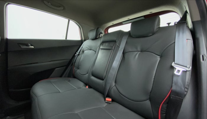 2016 Hyundai Creta 1.6 SX PLUS PETROL, Petrol, Manual, 46,122 km, Right Side Rear Door Cabin