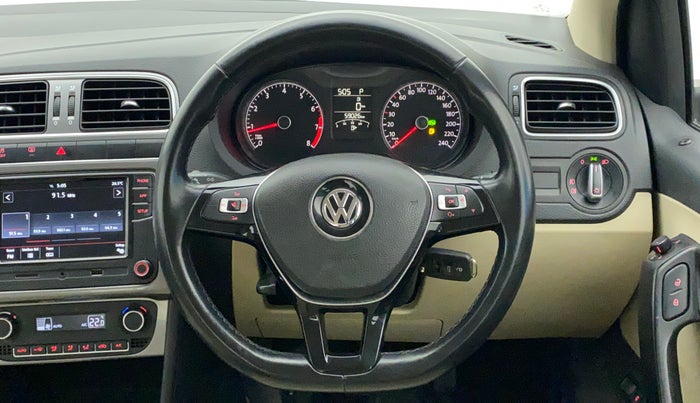 2019 Volkswagen Vento HIGHLINE PLUS 1.2 AT 16 ALLOY, Petrol, Automatic, 59,026 km, Steering Wheel Close Up