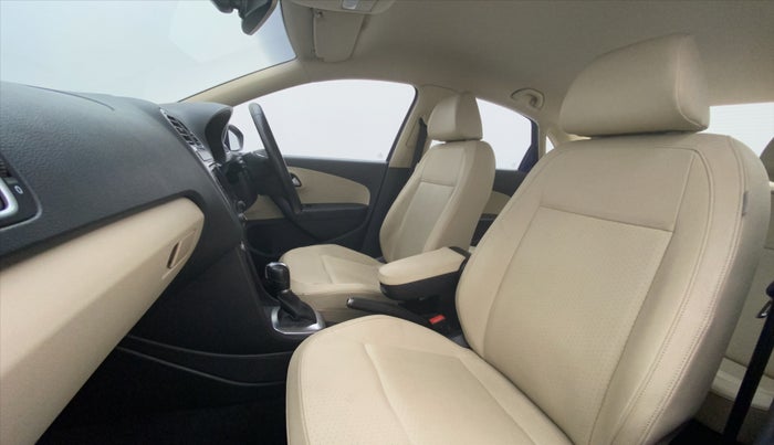 2019 Volkswagen Vento HIGHLINE PLUS 1.2 AT 16 ALLOY, Petrol, Automatic, 59,026 km, Right Side Front Door Cabin