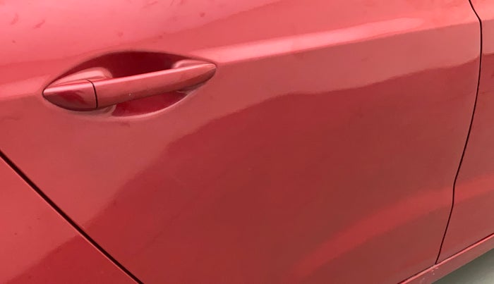 2017 Hyundai Grand i10 MAGNA 1.2 KAPPA VTVT, Petrol, Manual, 15,387 km, Right rear door - Paint has faded