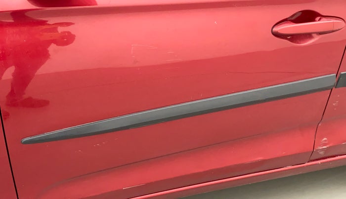 2018 Honda Amaze 1.5L I-DTEC S, Diesel, Manual, 1,16,404 km, Front passenger door - Slightly dented