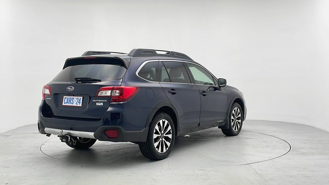 Right Back Diagonal (45- Degree) View