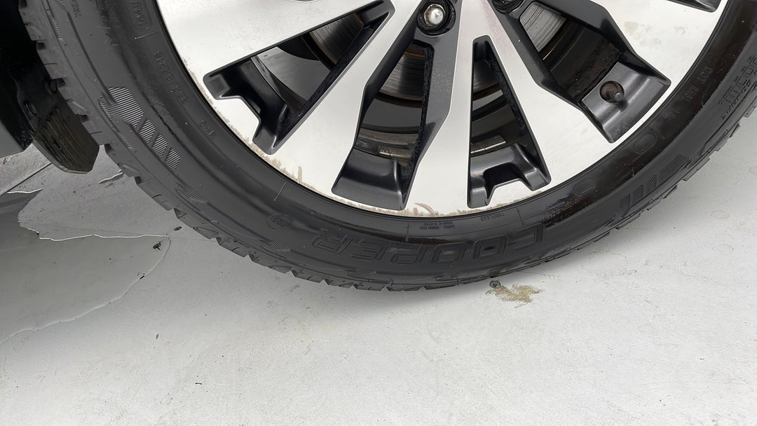 Wheels Rim Rear LHS Scratch