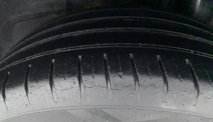2014 Hyundai Elite i20 ASTA 1.2, Petrol, Manual, 48,038 km, Left Rear Tyre Tread