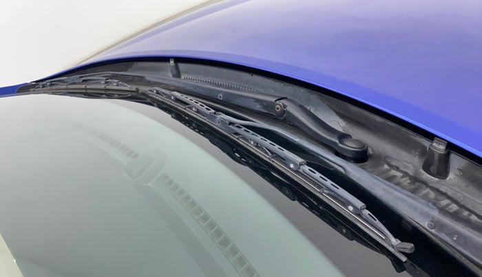 2014 Hyundai Elite i20 ASTA 1.2, Petrol, Manual, 48,038 km, Front windshield - Rubber blade broken or missing