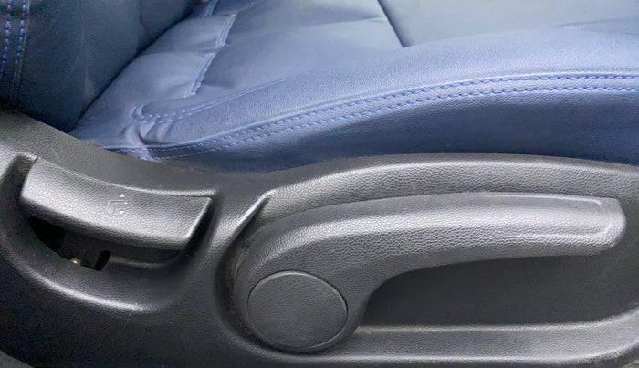 2014 Hyundai Elite i20 ASTA 1.2, Petrol, Manual, 48,038 km, Driver Side Adjustment Panel