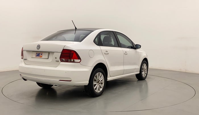 2016 Volkswagen Vento HIGHLINE 1.5 AT, Diesel, Automatic, 1,02,155 km, Right Back Diagonal