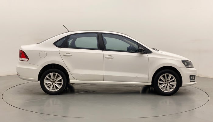 2016 Volkswagen Vento HIGHLINE 1.5 AT, Diesel, Automatic, 1,02,155 km, Right Side View