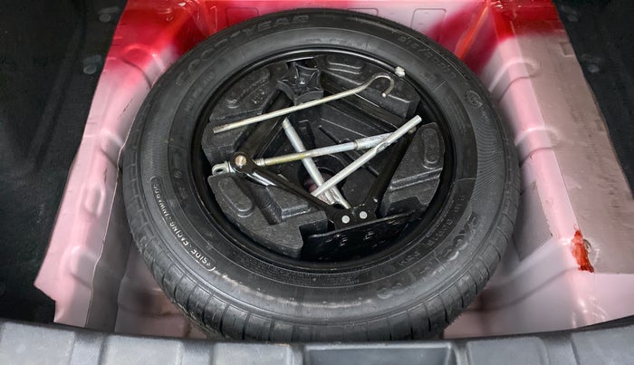 2018 Tata NEXON XZ+ 1.2 DUAL TONE, Petrol, Manual, 21,128 km, Spare Tyre