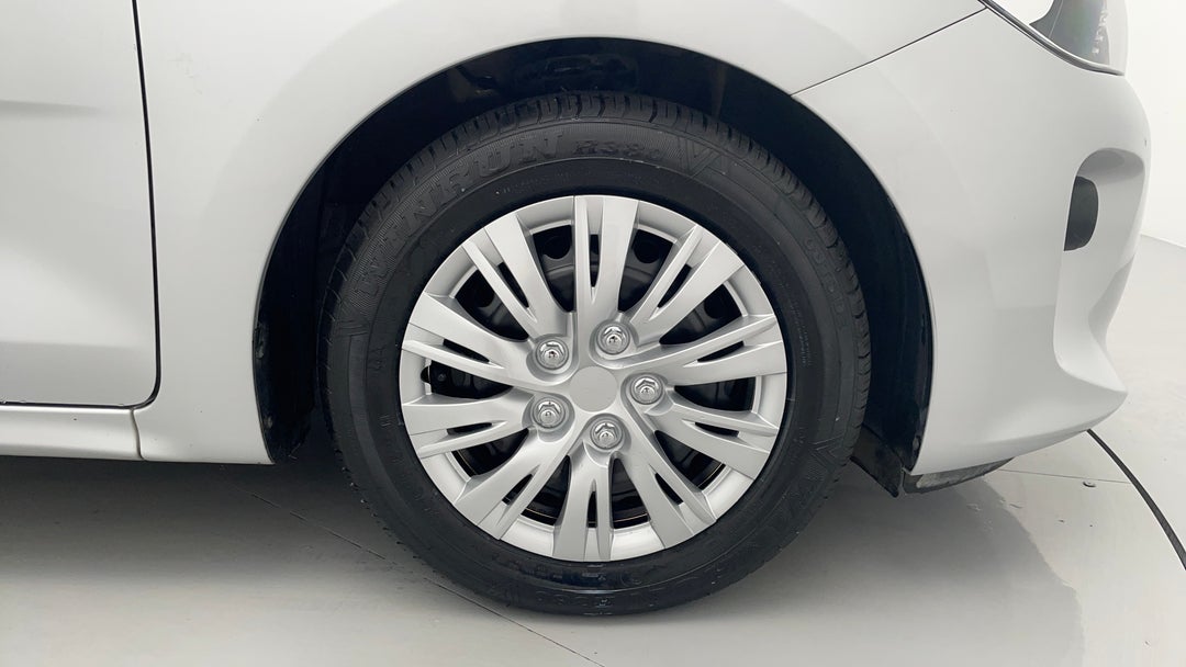 2019 Kia Rio S, Automatic, 46869 km, Right Front Wheel