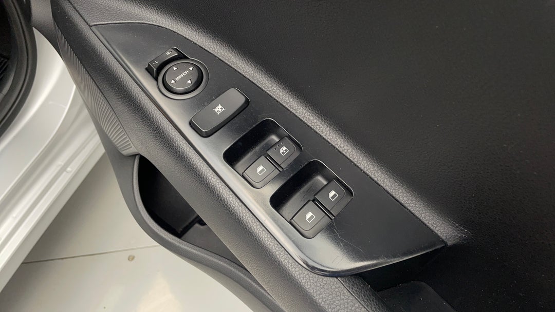 2019 Kia Rio S, Automatic, 46869 km, Drivers Side Door Panel Controls