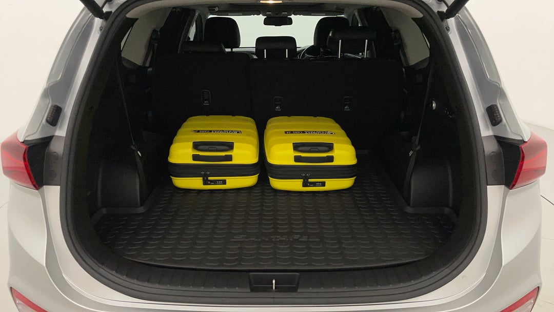 2020 Hyundai Santa Fe Highlander Crdi Blk-bge (AWD), Automatic, 41276 km, Boot Inside View with Luggage