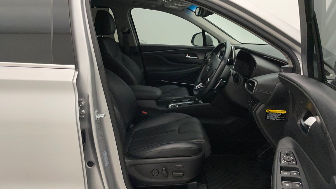 2020 Hyundai Santa Fe Highlander Crdi Blk-bge (AWD), Automatic, 41276 km, Right Side Front Door Cabin View