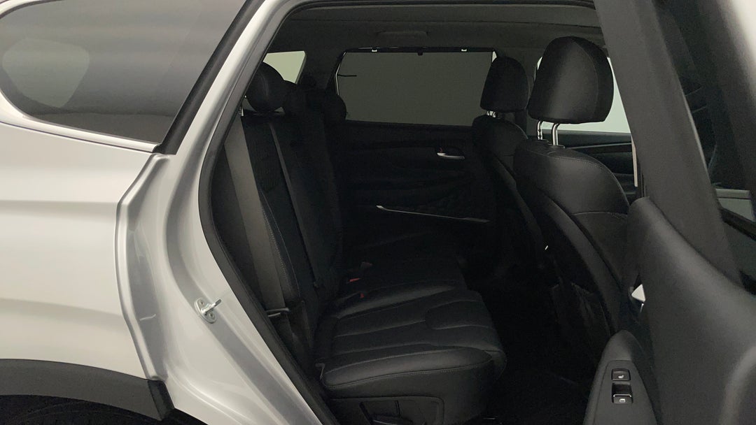 2020 Hyundai Santa Fe Highlander Crdi Blk-bge (AWD), Automatic, 41276 km, Right Side Rear Door Cabin View