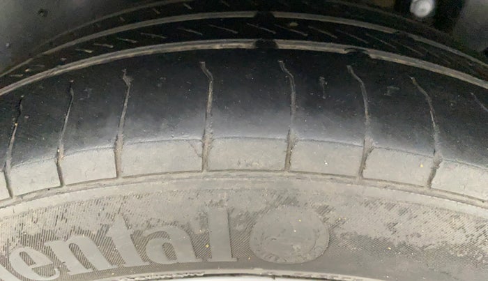 2018 Maruti Ertiga VDI SHVS, Diesel, Manual, 70,534 km, Left Rear Tyre Tread