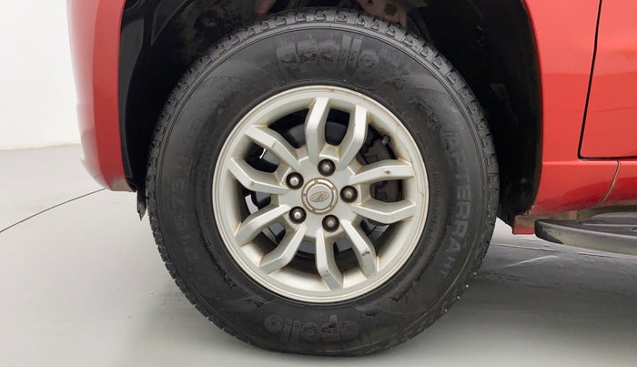 2016 Mahindra TUV300 T8 AT, Diesel, Automatic, 57,607 km, Left Front Wheel