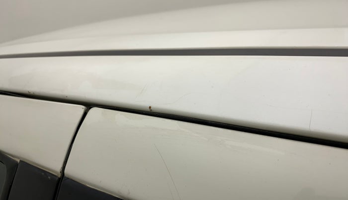 2014 Maruti Swift LDI, Diesel, Manual, 1,14,982 km, Left B pillar - Slight discoloration