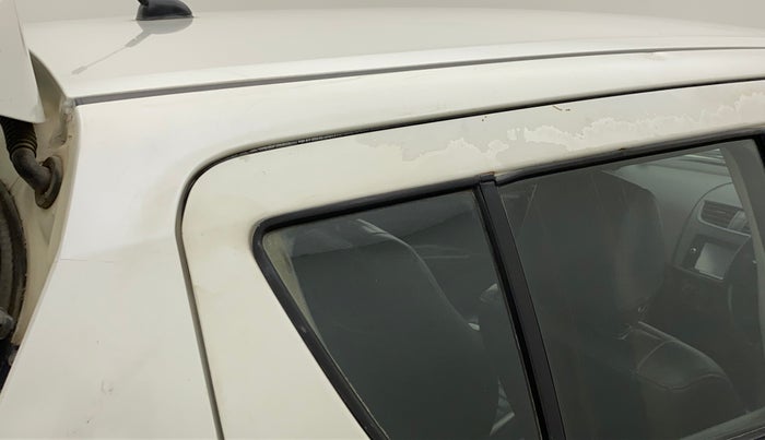 2014 Maruti Swift LDI, Diesel, Manual, 1,14,982 km, Right C pillar - Slightly dented