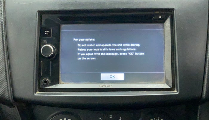 2014 Maruti Swift LDI, Diesel, Manual, 1,14,982 km, Infotainment system - Touch screen not working