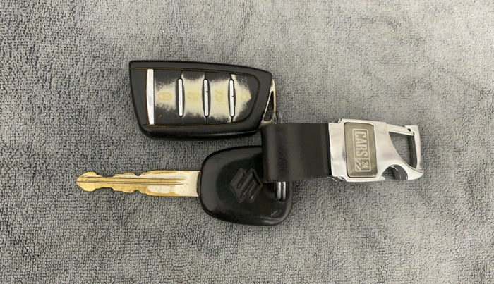 2014 Maruti Swift LDI, Diesel, Manual, 1,14,982 km, Lock system - Central lock not working