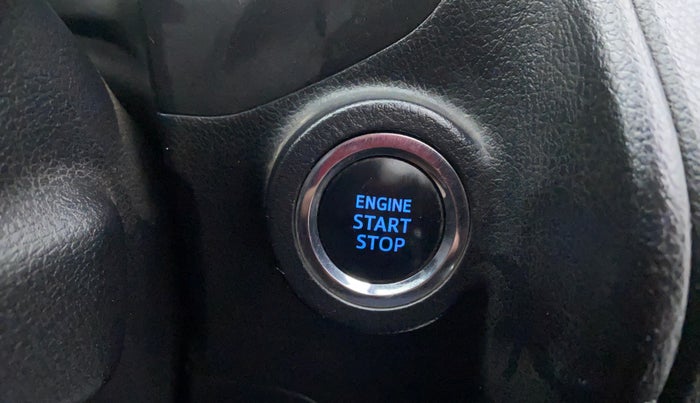 2016 Toyota Innova Crysta 2.8 ZX AT 7 STR, Diesel, Automatic, 1,63,636 km, Push Start Button
