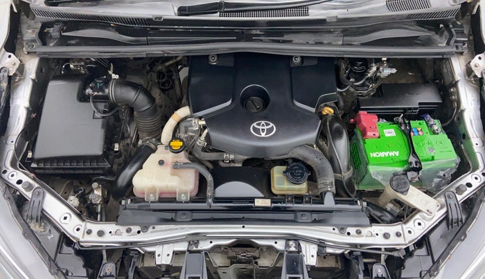 2016 Toyota Innova Crysta 2.8 ZX AT 7 STR, Diesel, Automatic, 1,63,636 km, Engine Bonet View