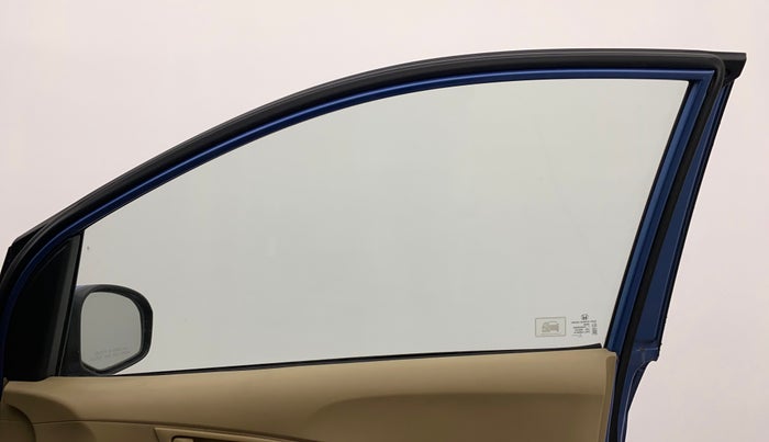 2013 Honda Amaze 1.2L I-VTEC S, Petrol, Manual, 76,230 km, Right front window switch / handle - Power window makes minor noise