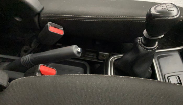 2021 Datsun Redi Go T(O), Petrol, Manual, 25,065 km, Gear Lever