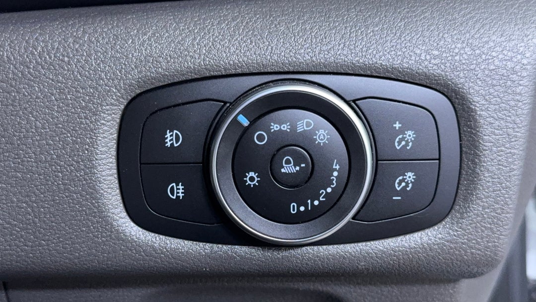 2020 Ford Transit Custom 340s (swb), Automatic, 100319 km, Utility Switches/Buttons