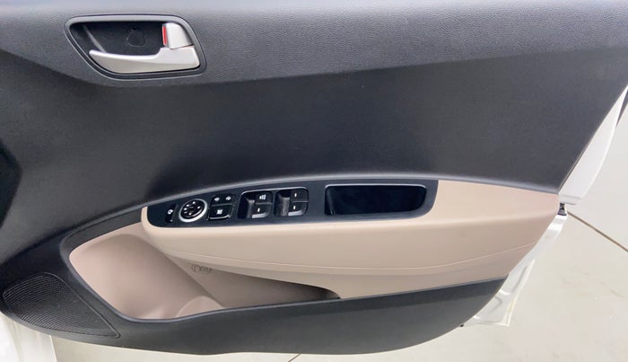 2015 Hyundai Grand i10 ASTA AT 1.2 KAPPA VTVT, Petrol, Automatic, 21,209 km, Driver Side Door Panels Controls