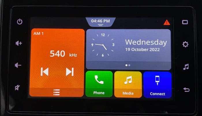 2022 Maruti Swift ZXI+ DUAL TONE , Petrol, Manual, 25,570 km, Touchscreen Infotainment System