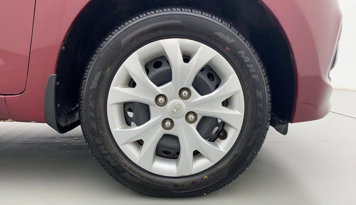 2014 Hyundai Grand i10 MAGNA 1.2 VTVT, Petrol, Manual, 18,828 km, Right Front Wheel