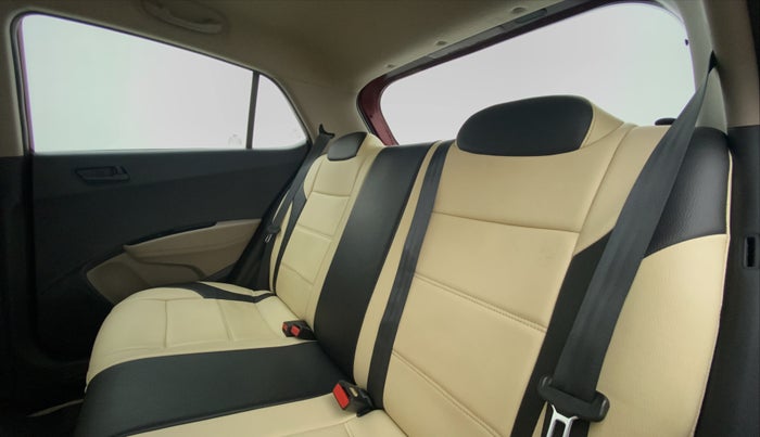 2014 Hyundai Grand i10 MAGNA 1.2 VTVT, Petrol, Manual, 18,828 km, Right Side Rear Door Cabin