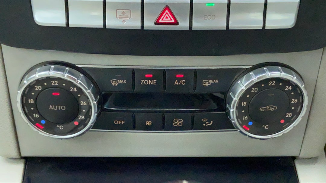Automatic Climate Control 