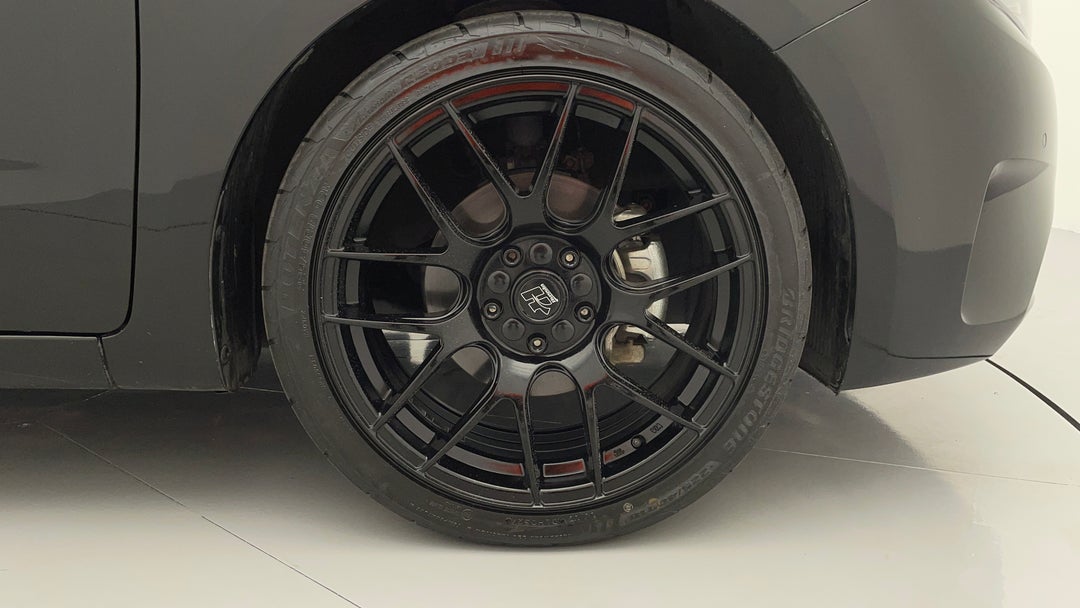 2016 Kia Cerato Sli, Automatic, 78068 km, Right Front Wheel