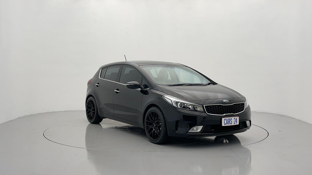 2016 Kia Cerato Sli, Automatic, 78068 km, Right Front Diagonal (45- Degree) View